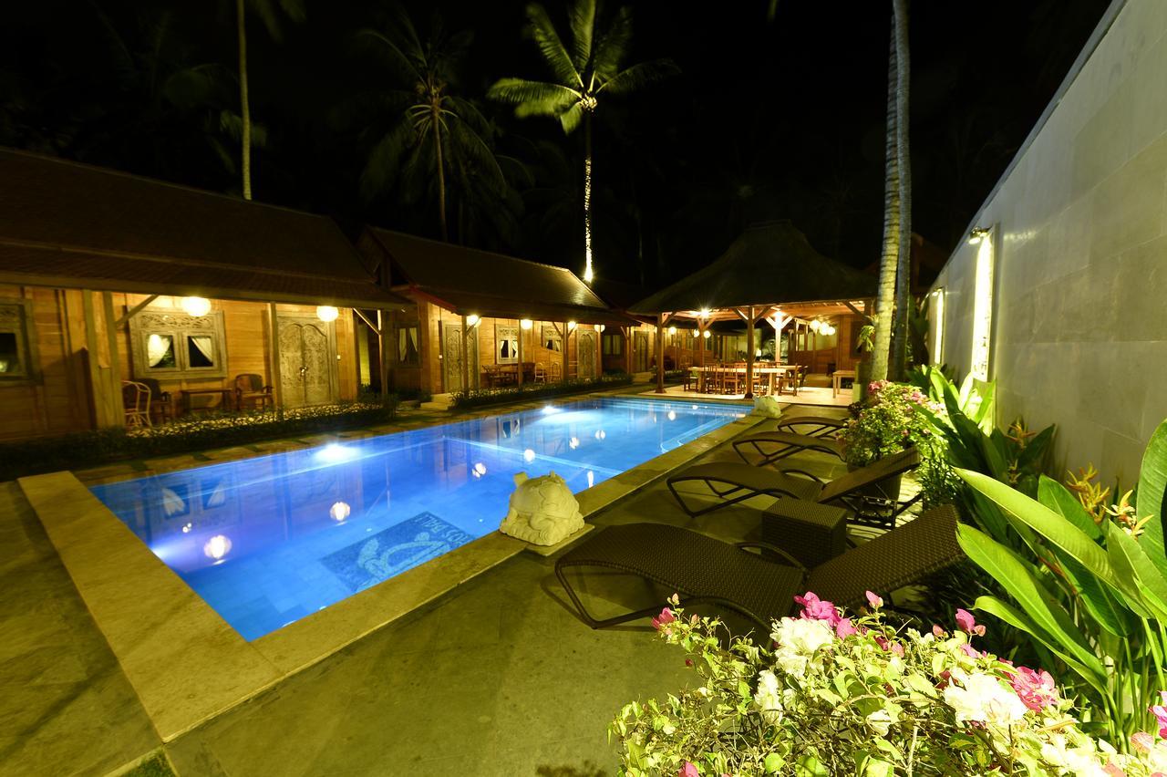 Benthos Bali Dive Resort Candidasa Exteriör bild
